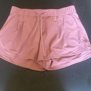 Light pink lululemon short